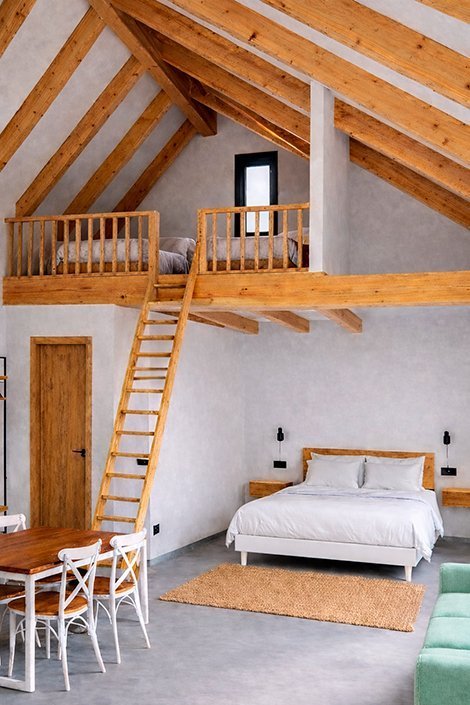 Detalle decorativo en una cabaña turística de Praia Carnota Lodge